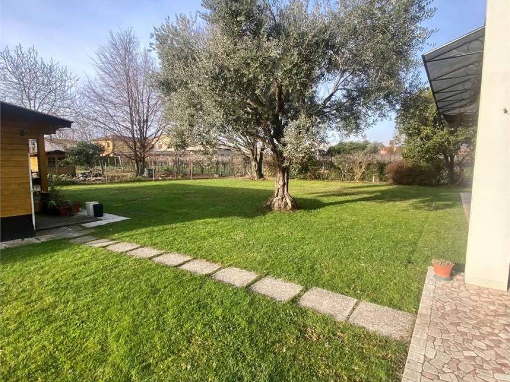Villa a Vazzola - Foto 2