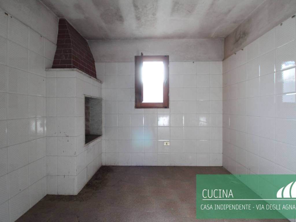Casa indipendente a Mesagne in Via Agnano, 53 - Foto 4