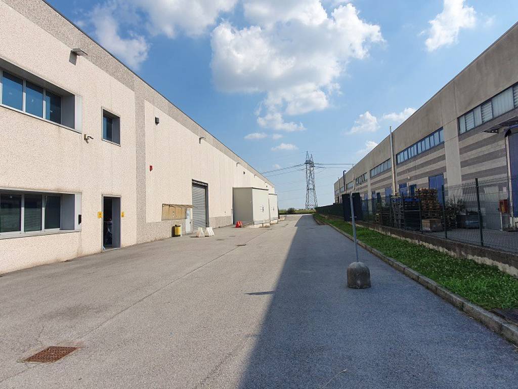 Immobile a Rovellasca in Viale dell'Artigianato - Foto 4