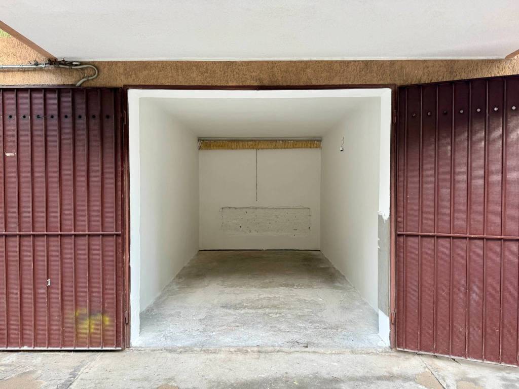 Box / garage a Venezia in Via Ermolao Paoletti, 4 - Foto 2