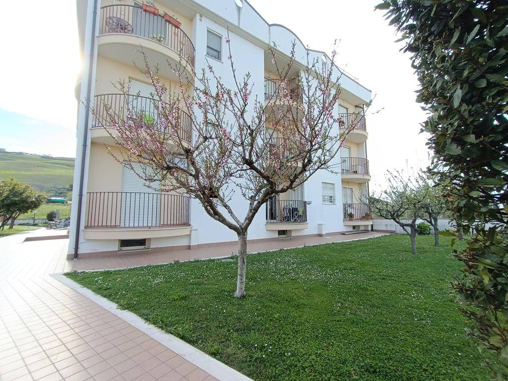 Immobile a Pineto in Piazza Peppino De Filippo, 3 - Foto 2