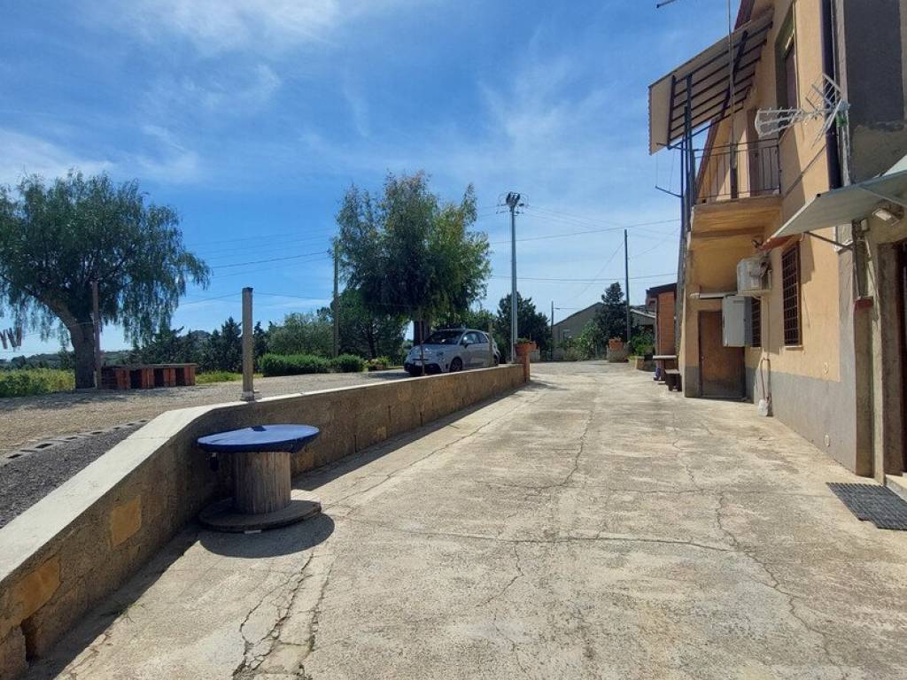 Villa a Caltanissetta in Via Serra Difesa, 16 - Foto 2