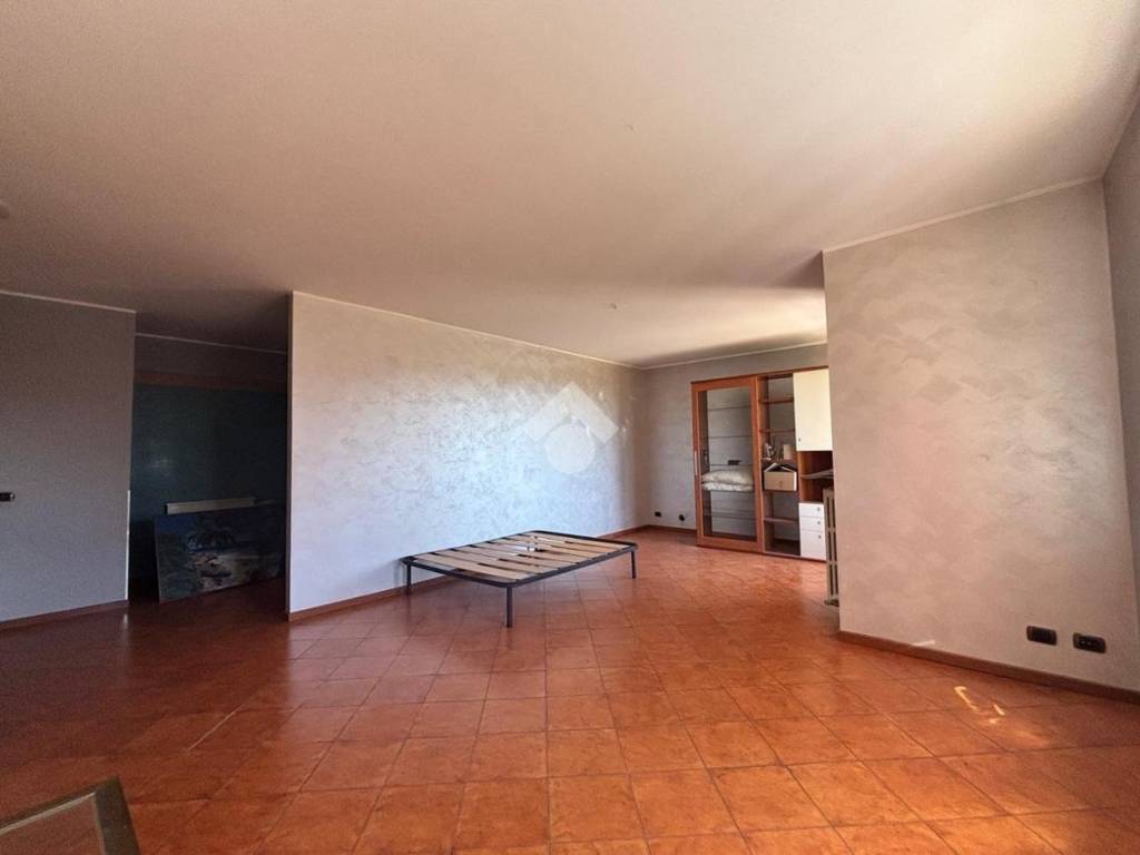 Appartamento a Belvedere langhe in VIA BRACCO, 6 - Foto 2