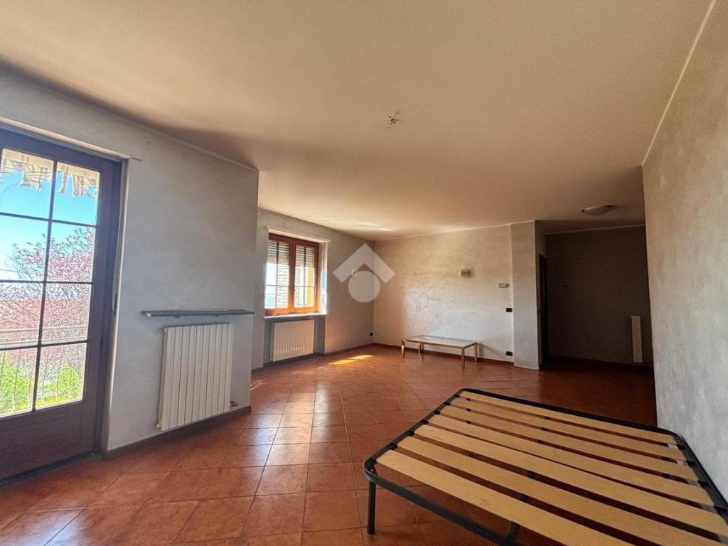 Appartamento a Belvedere langhe in VIA BRACCO, 6 - Foto 3