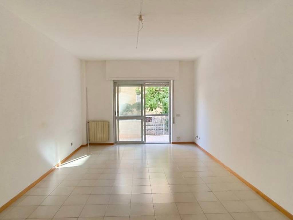 Appartamento a Formia in Via Maiorino - Foto 2