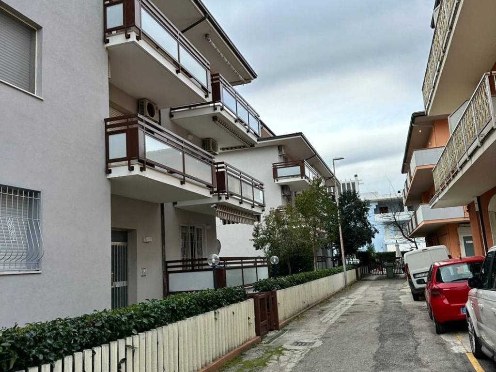 Appartamento a Tortoreto in Via Torquato Tasso - Foto 2