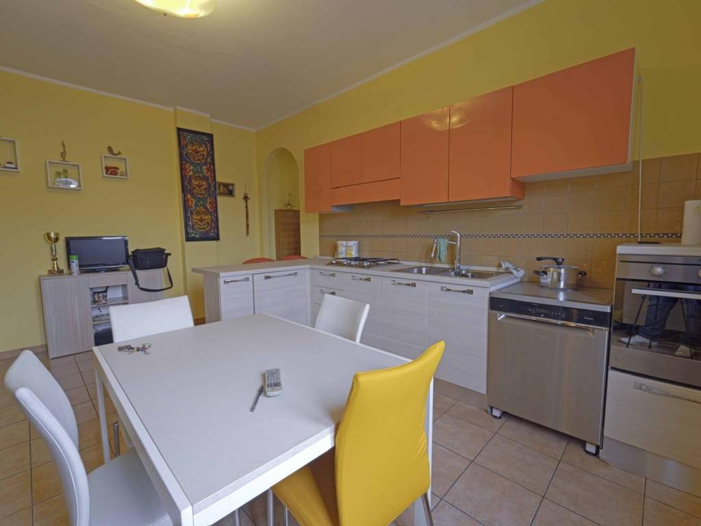 Appartamento a Biella in Via Pollone, 26 - Foto 2