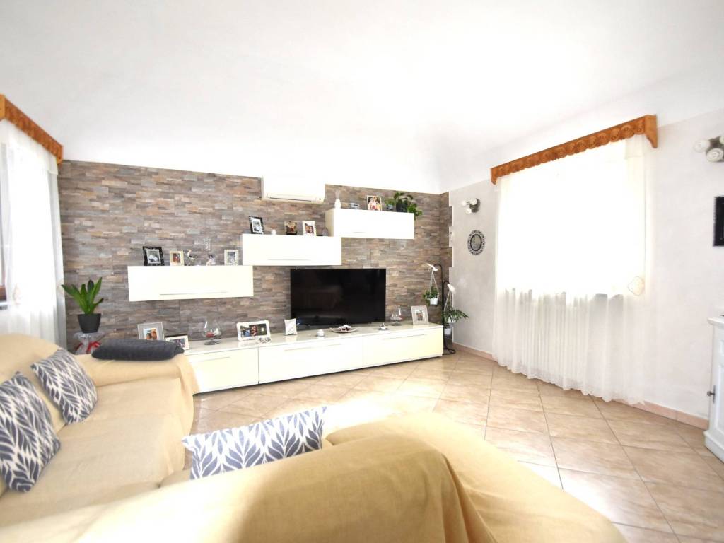 Villa a Borgo vercelli in Via Casalino - Foto 2