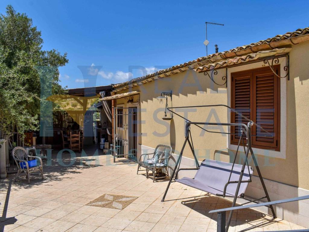 Villa a Avola in Piazza Padre Fedele d'Avola - Foto 3