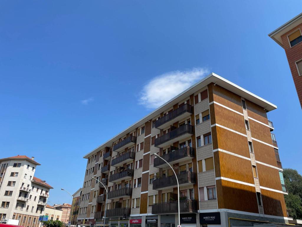 Appartamento a Biella in Piazza Adua, 6 - Foto 3