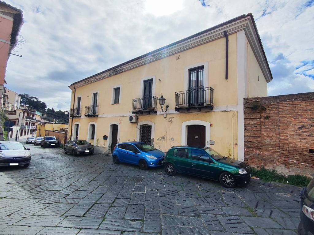 Appartamento a Benevento in Rampa Annunziata - Foto 3