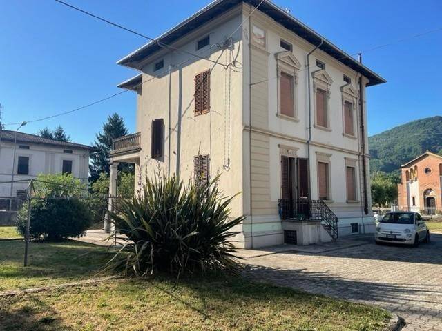 Villa a Coreglia antelminelli in Via Nazionale, 8 - Foto 3