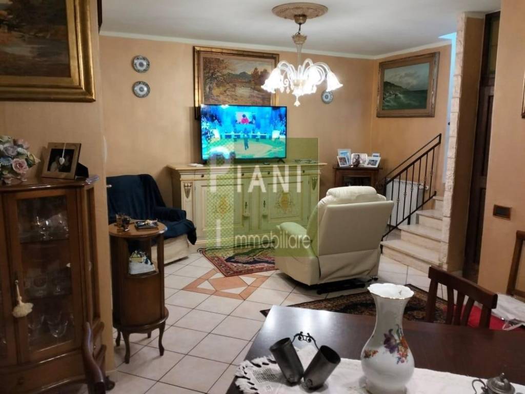 Casa indipendente a Rosignano marittimo - Foto 4