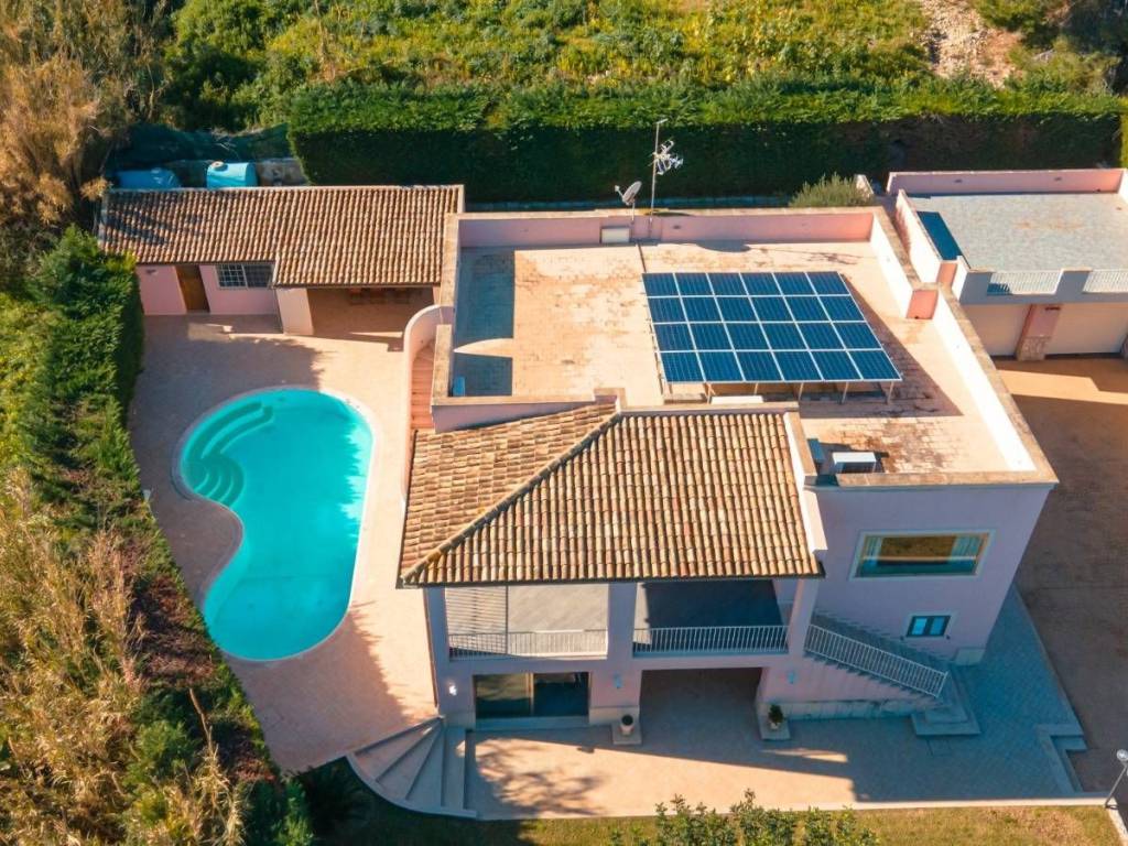 Villa a Augusta in Via Dei Garofani - Foto 3