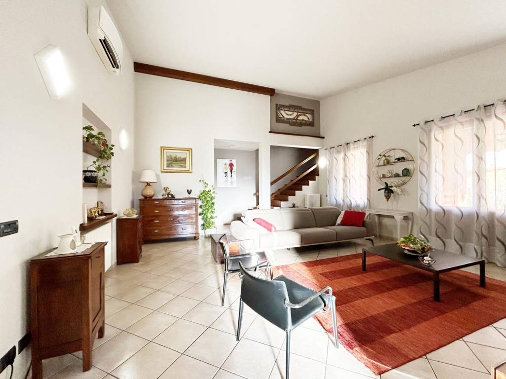 Villa a Castel goffredo in Via Giacomo Leopardi - Foto 5