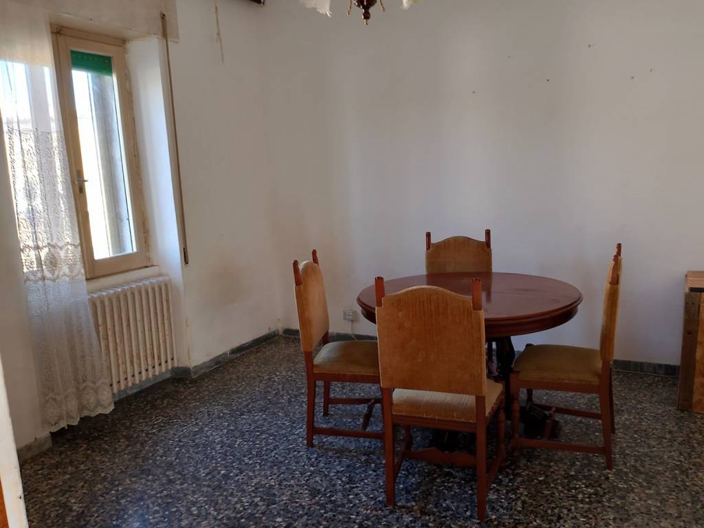 Casa indipendente a Alanno in Viale Roma - Foto 3