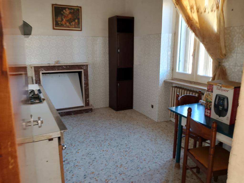 Casa indipendente a Alanno in Viale Roma - Foto 4