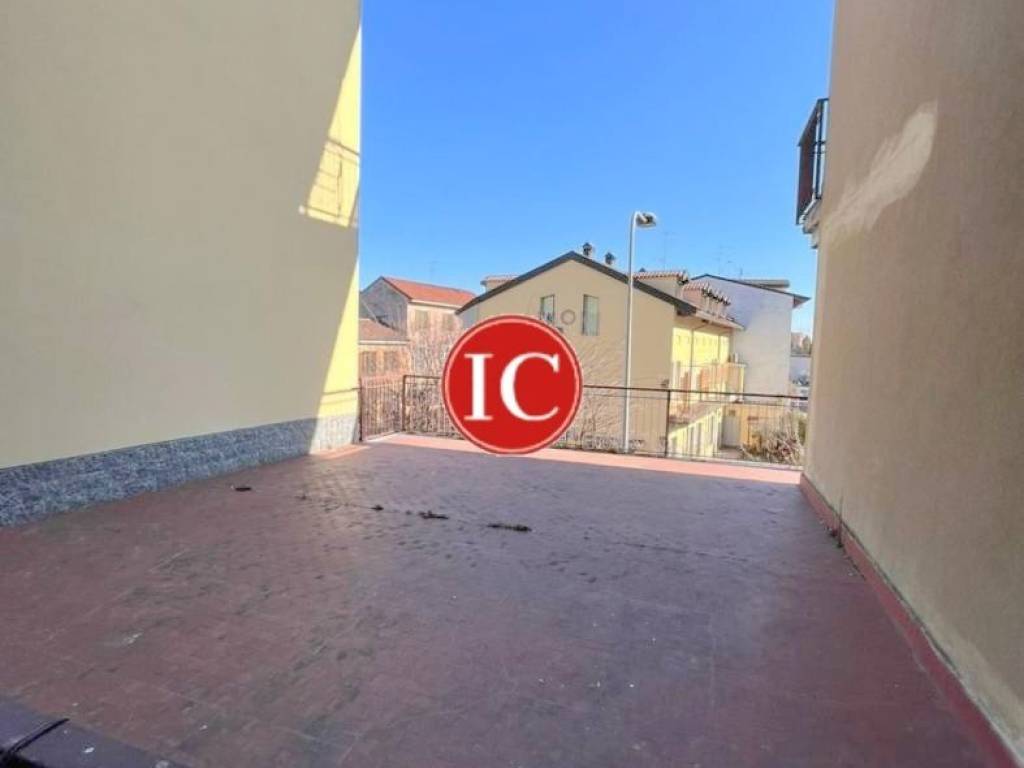 Appartamento a Lodi in Viale Savoia, 9 - Foto 2