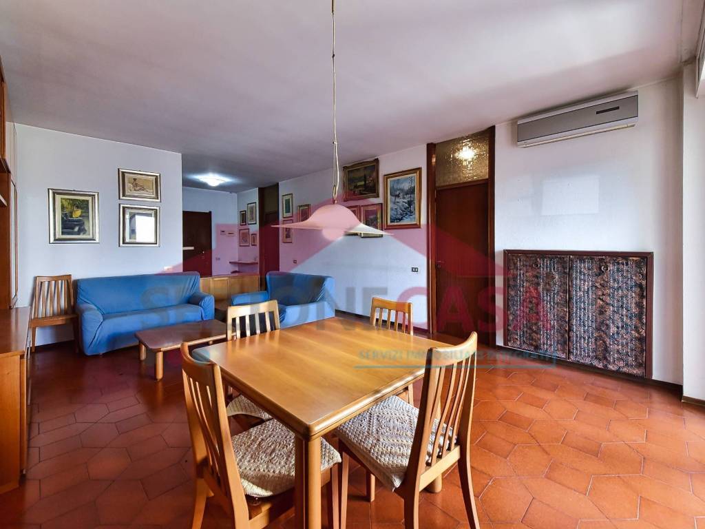 Appartamento a Saronno in Via Fratelli Cervi, 27 - Foto 3