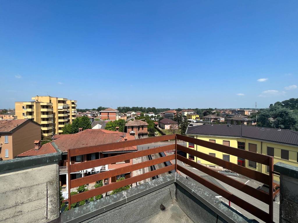 Attico / mansarda a Sant'angelo lodigiano in Via Gaetano Donizetti - Foto 2