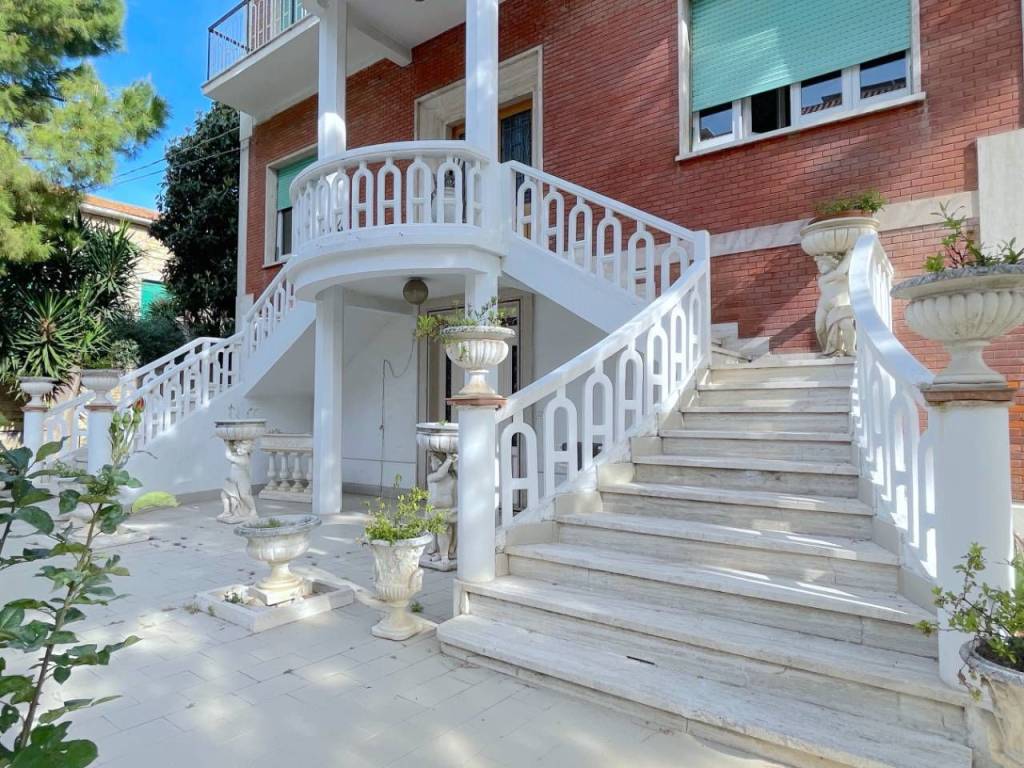 Appartamento a San benedetto del tronto in Via Vittorio Alfieri, 23 - Foto 2
