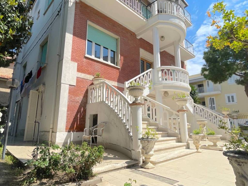 Appartamento a San benedetto del tronto in Via Vittorio Alfieri, 23 - Foto 4