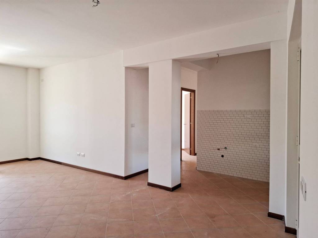 Appartamento a Latina in Via Menotti Garibaldi - Foto 4