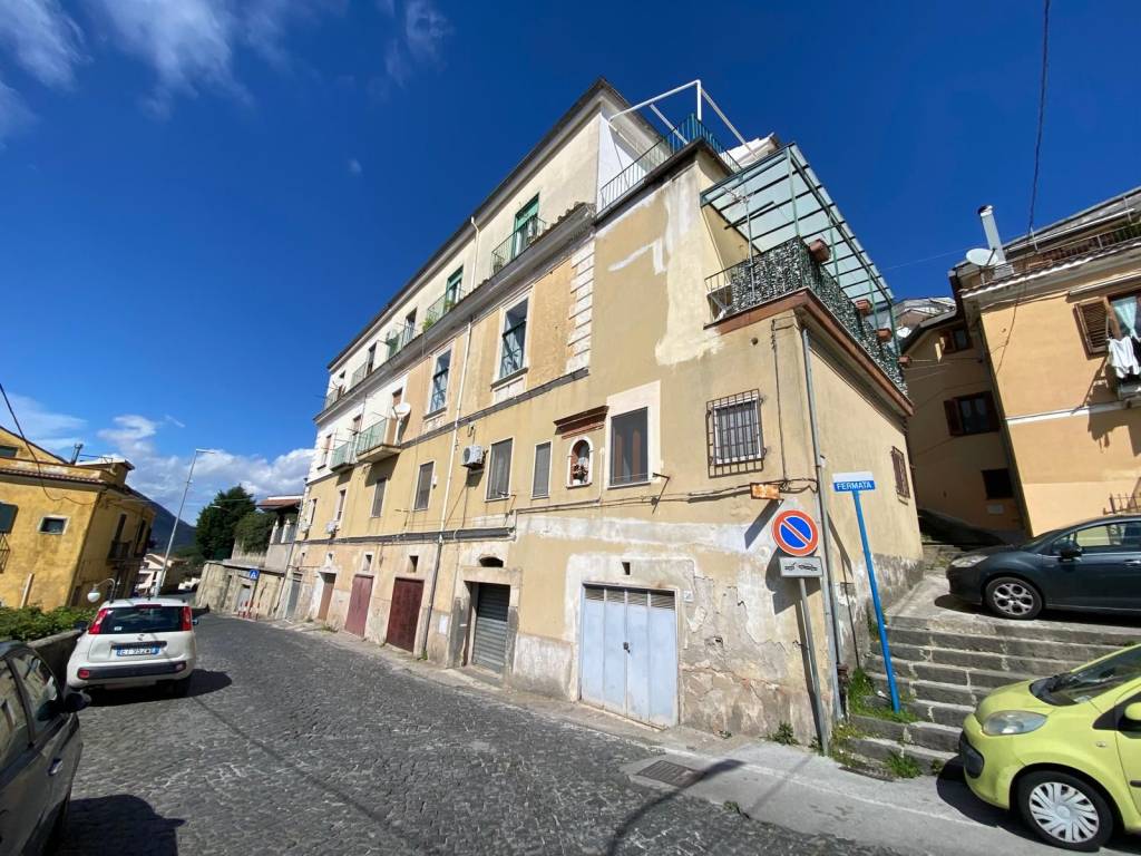 Appartamento a Cava de' tirreni in Via Oreste di Benedetto - Foto 5