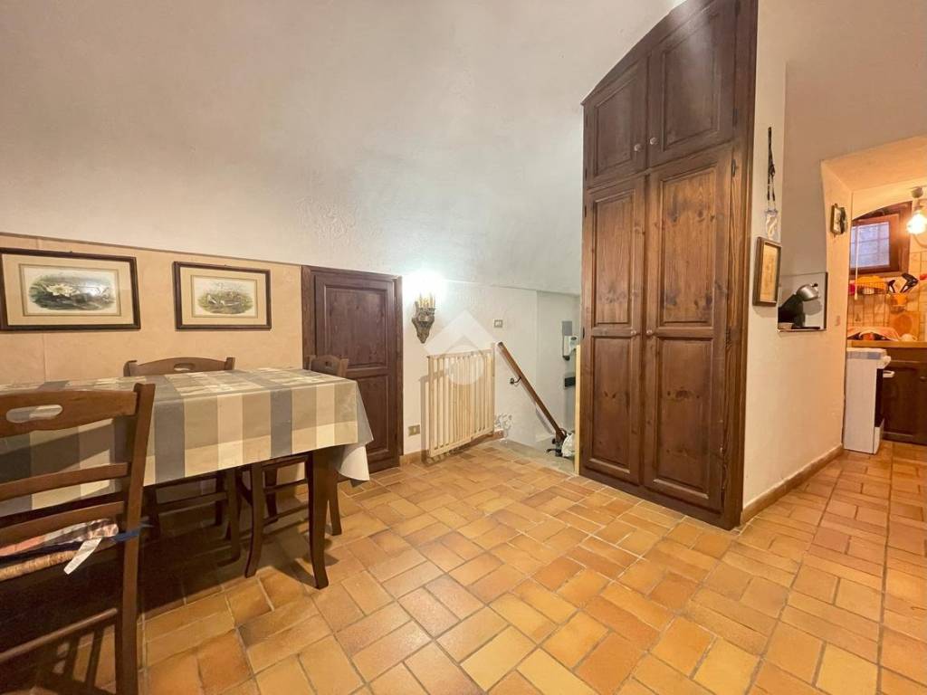Appartamento a Dolceacqua in Via Vigliani - Foto 4