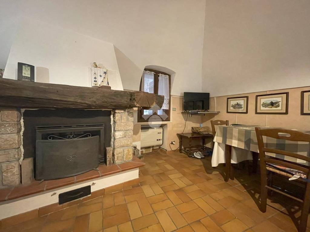 Appartamento a Dolceacqua in Via Vigliani - Foto 5
