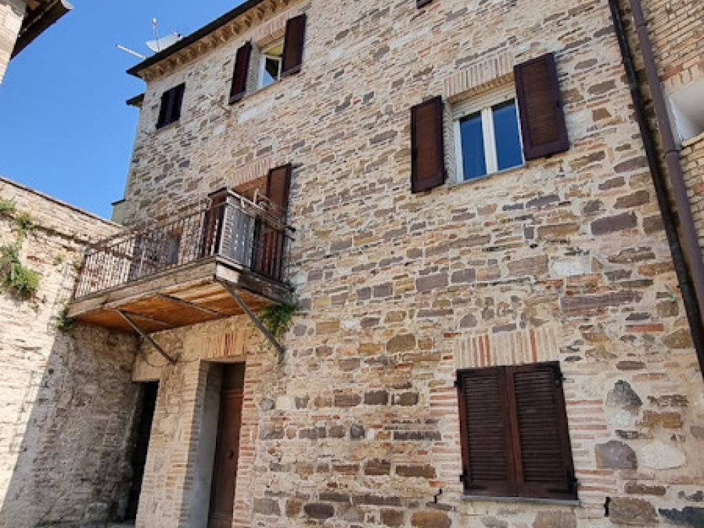 Casa indipendente a San severino marche in Via della Valle - Foto 2
