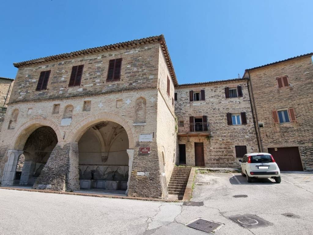 Casa indipendente a San severino marche in Via della Valle - Foto 3