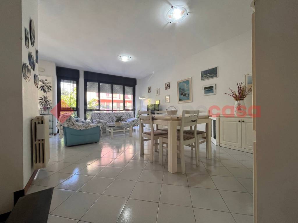 Villetta a schiera a Terracina in VIA DELLE ARENE, 205 - Foto 5