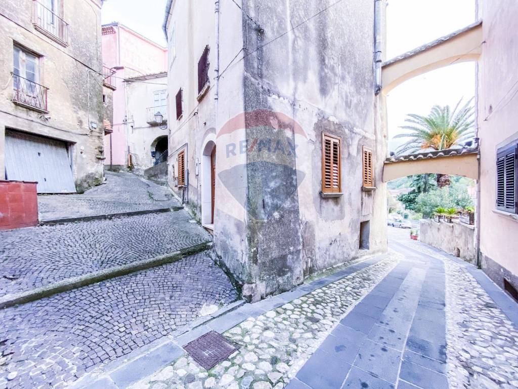 Palazzo / stabile a Ceppaloni - Foto 4