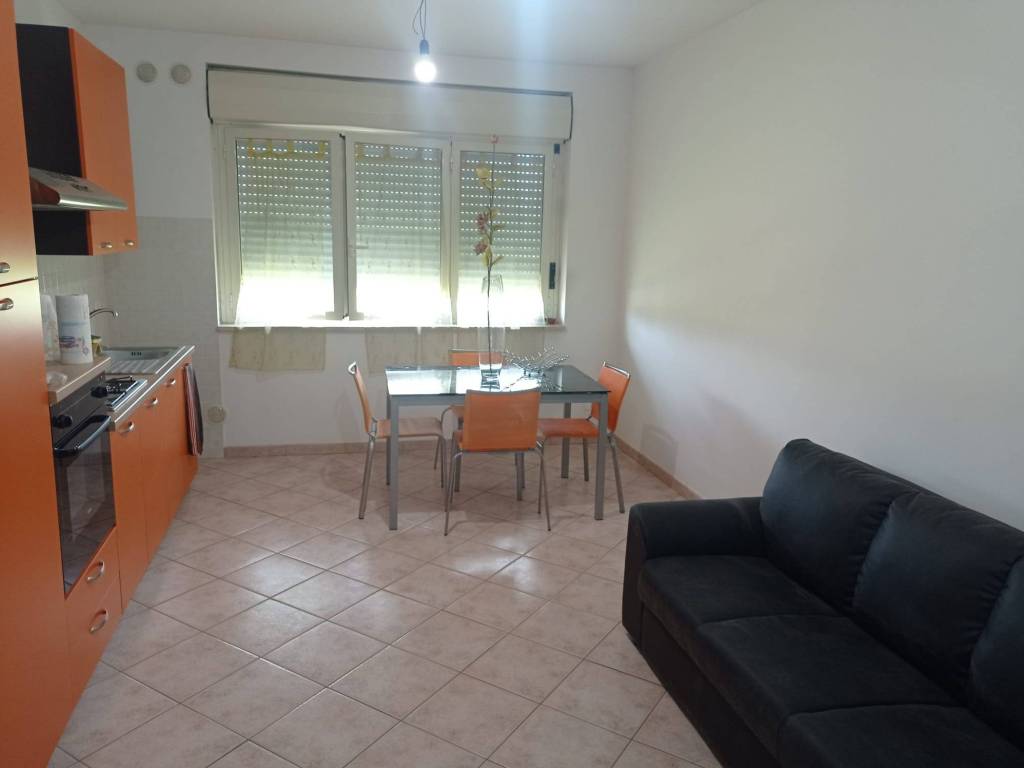 Appartamento a Latina in Strada della Speranza, 43 - Foto 3