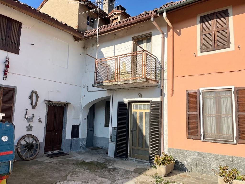 Appartamento a Pieve del cairo in Via A. Celada, 34 - Foto 3