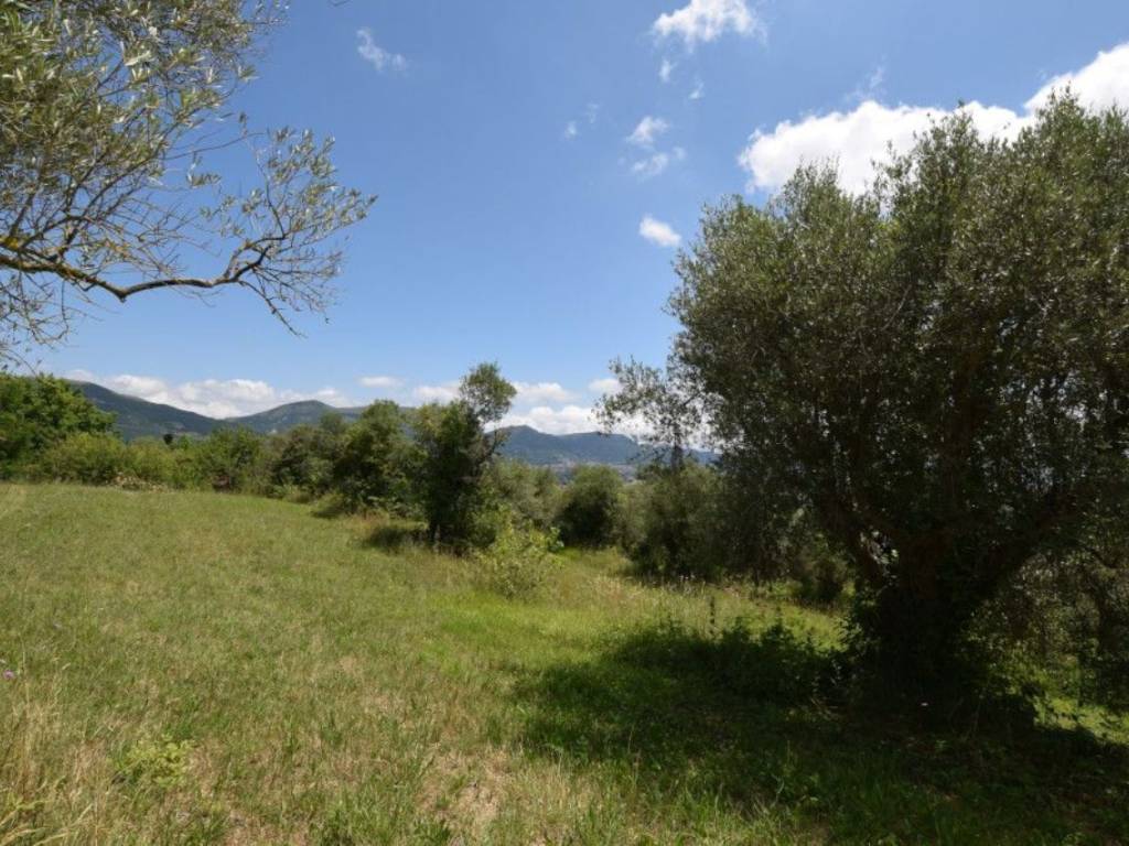 Terreno a Gubbio in Via Camillo Benso Conte Di Cavour - Foto 4