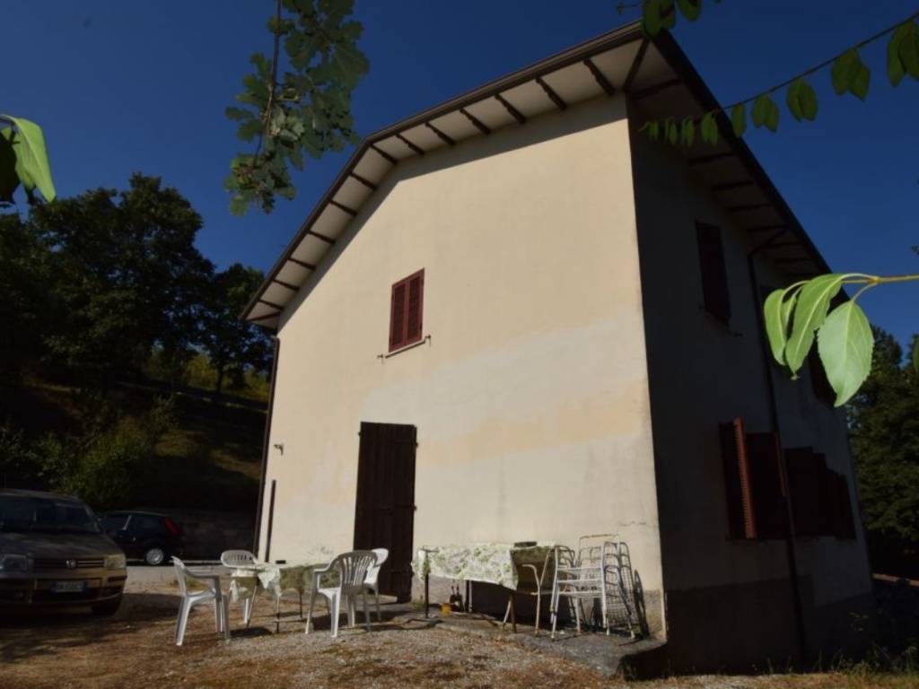 Villa a Gubbio in Scritto S.N.C. - Foto 3