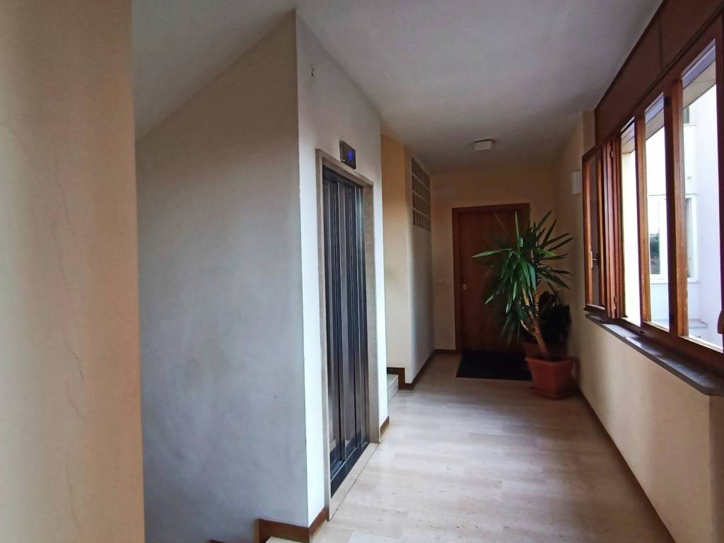 Appartamento a Udine in Via Francesco di Toppo, 29 - Foto 4