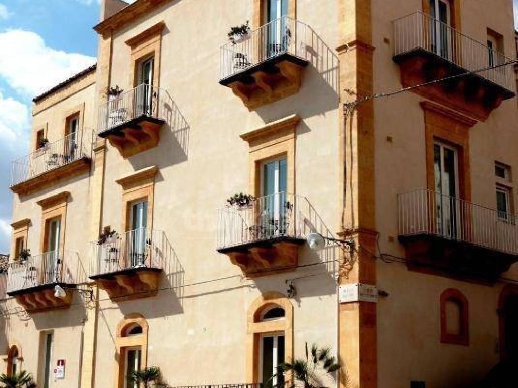 Palazzo / stabile a Ragusa in Piazza Carmine - Foto 4