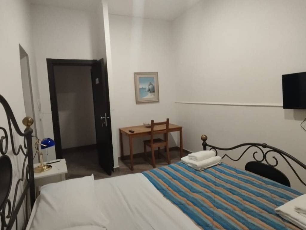 Appartamento a Napoli in Corso San Giovanni a Teduccio - Foto 4