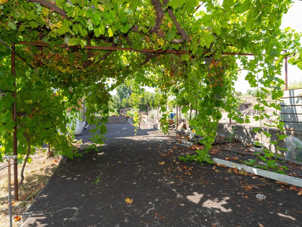 Villa a Zafferana etnea in Via Riggio - Foto 3