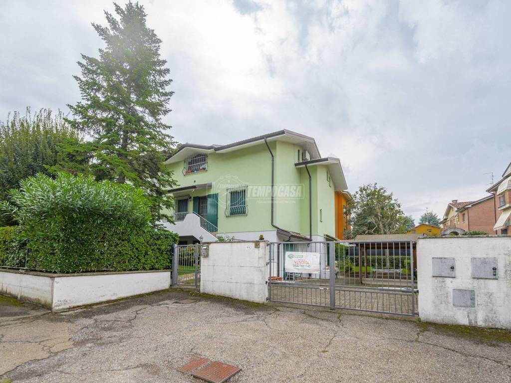 Appartamento a Casalgrande in Via Europa 17 - Foto 2