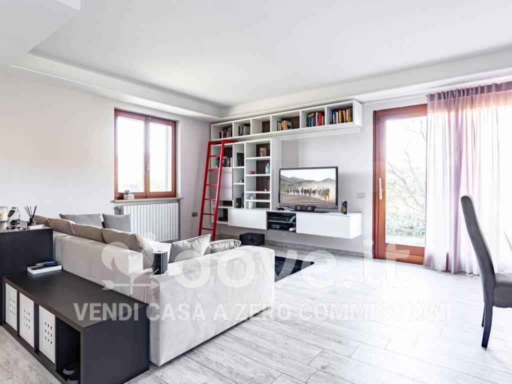 Villa a Luino in via Campaccio, 12 - Foto 3