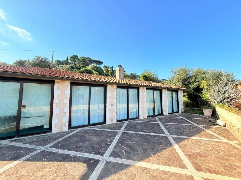 Villa a Monte argentario in Via della Grotta - Foto 2
