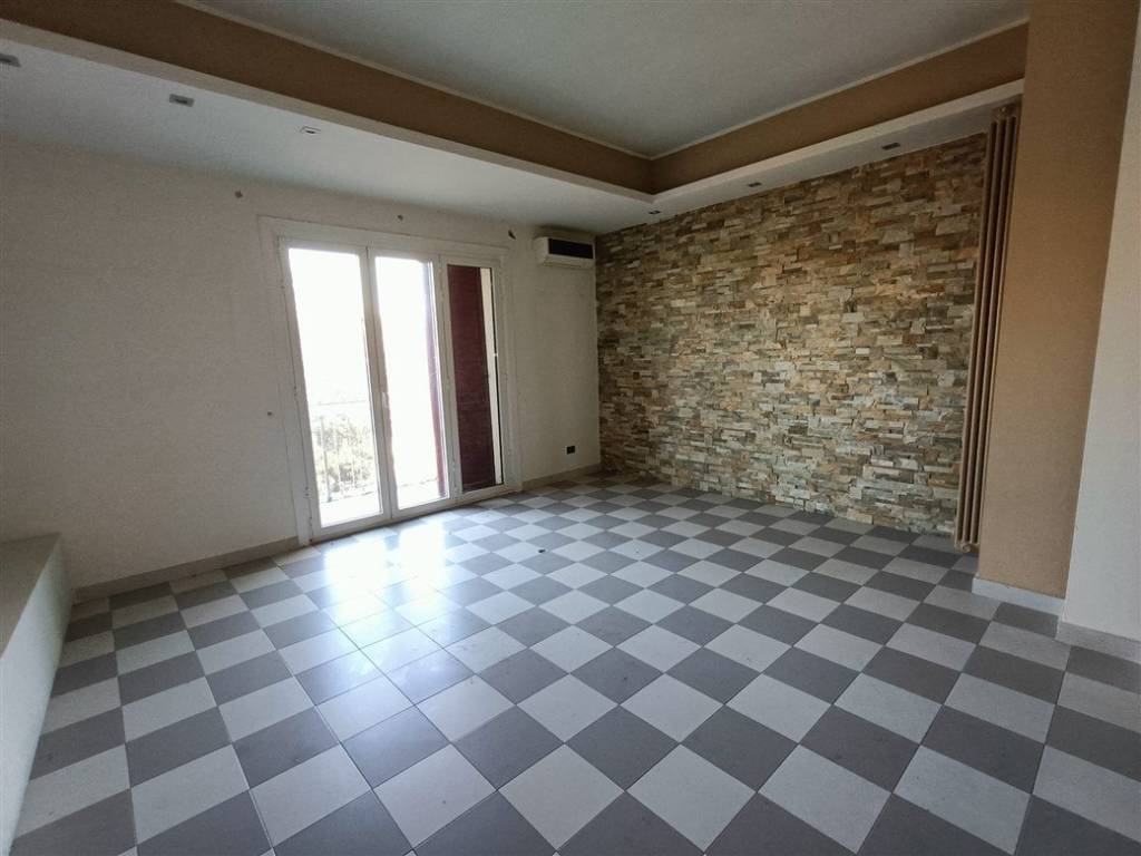 Attico / mansarda a Massa lombarda in Via Vittorio Veneto, 50 - Foto 3