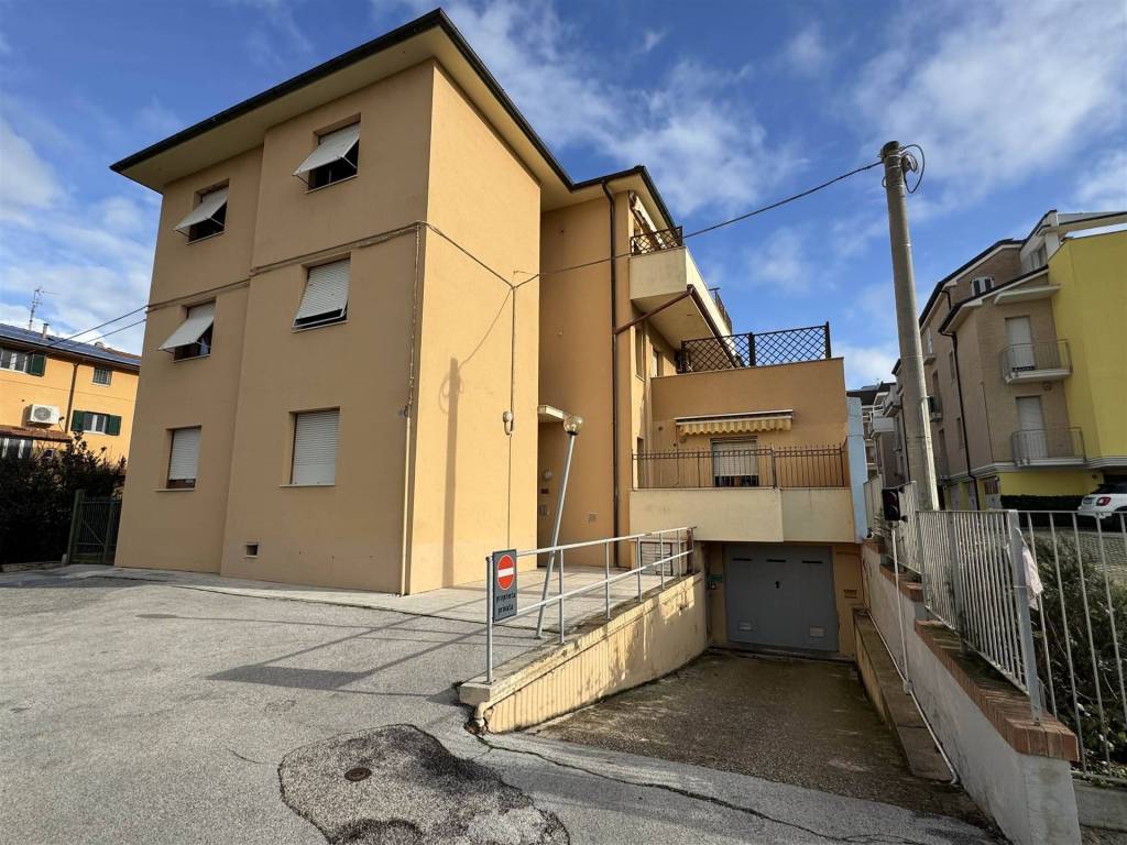 Box / garage a Ancona - Foto 2