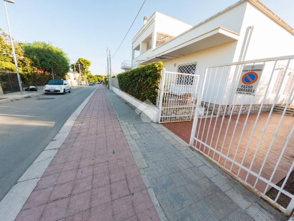Villa a Manfredonia in Viale ozita, 15 - Foto 2