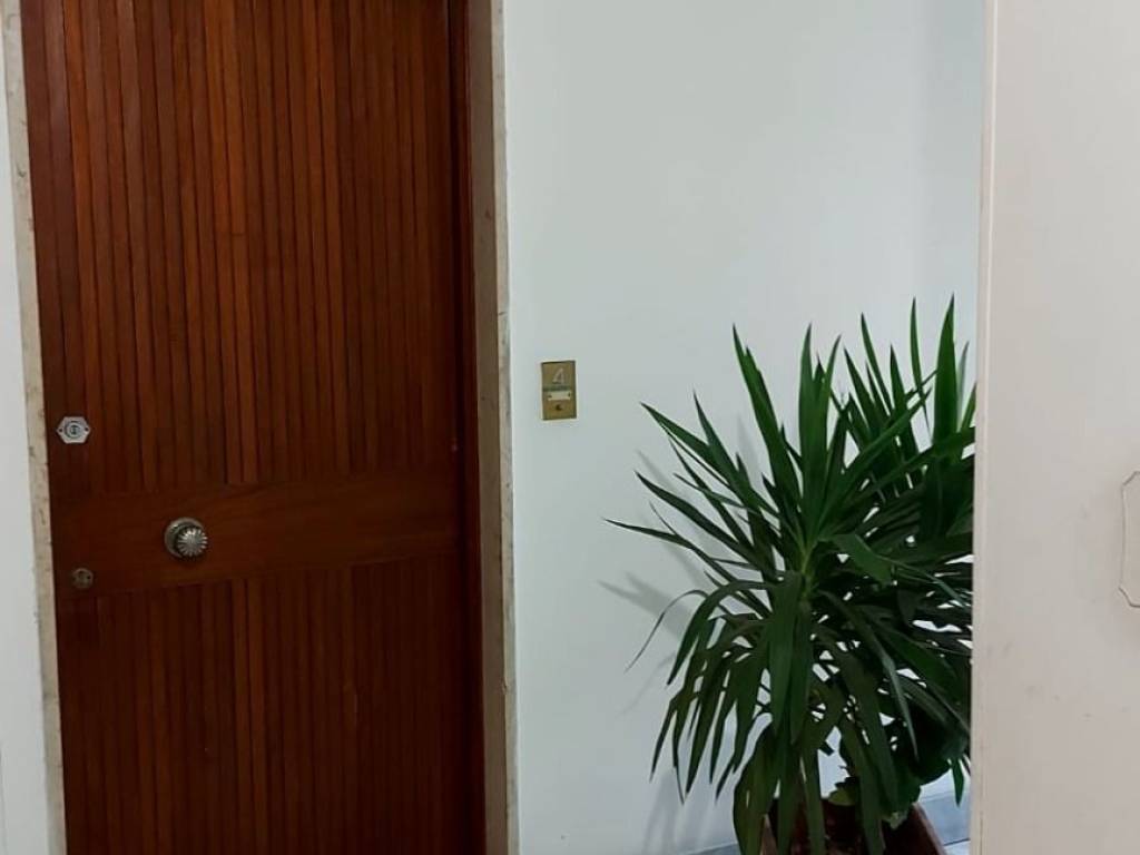 Appartamento a Ventimiglia in Via Vittorio Veneto, 18 - Foto 2