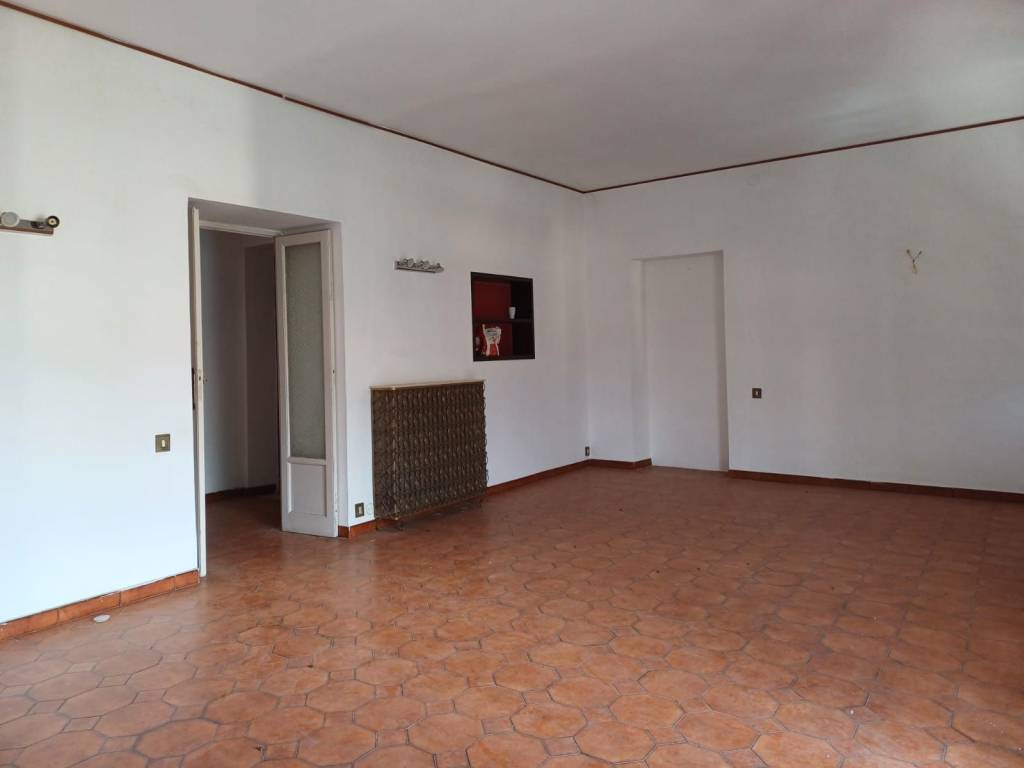 Appartamento a Caserta in Via Cardinale Annibale da Ceccano, 32 - Foto 2